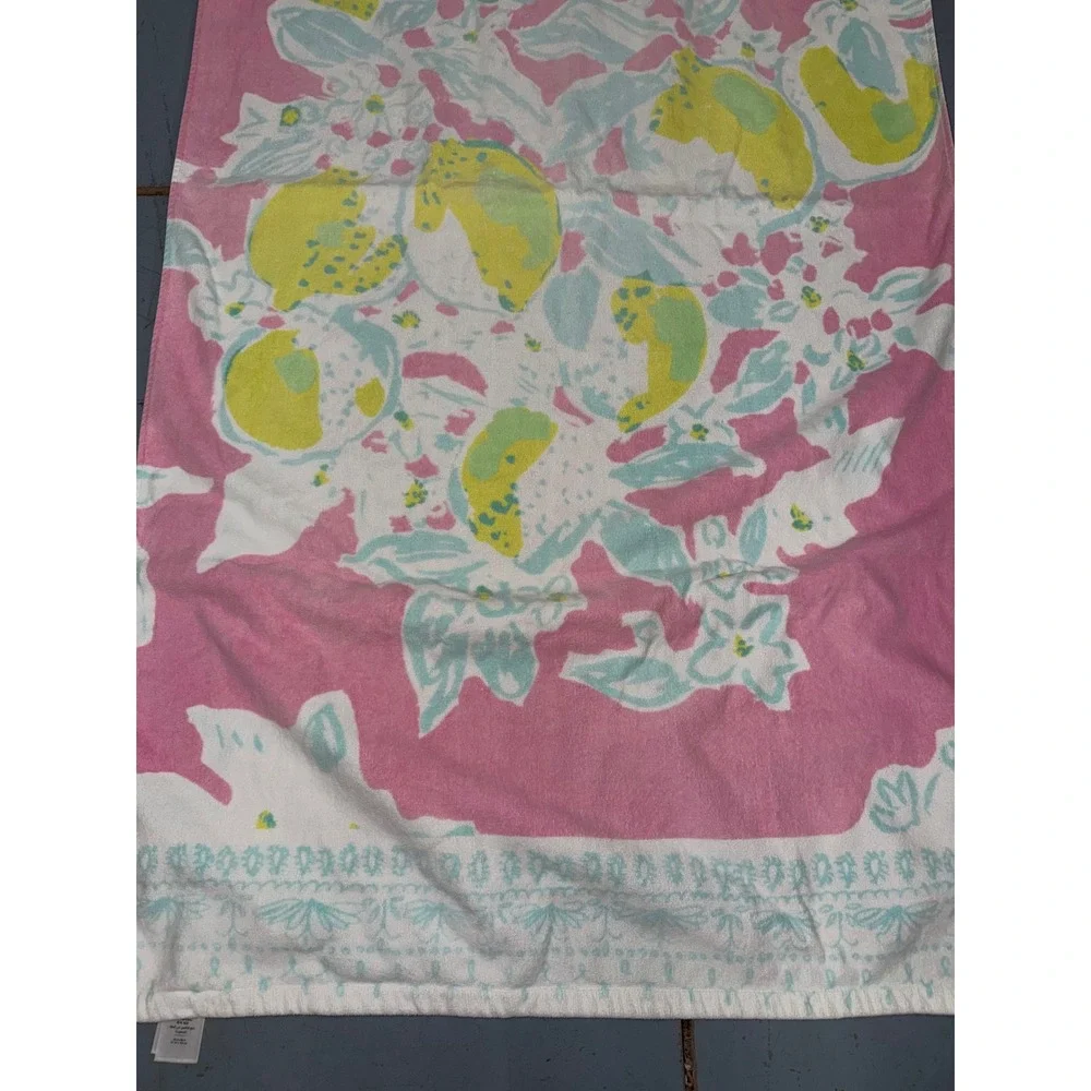 Lilly Pulitzer Pottery Barn Kids Pink Lemonade Beach Towel Cotton Floral GW1
